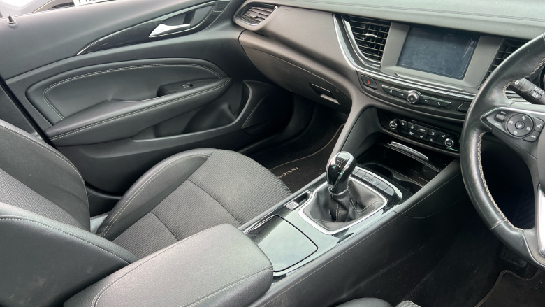 Vauxhall Insignia 1.5T SRi 5dr Petrol Hatchback